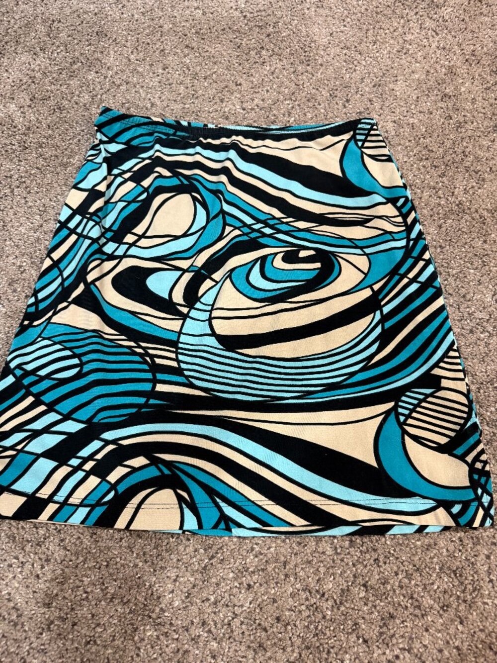My Michelle Women's Medium Geometric Print Skirt Tan Black Blue 19"